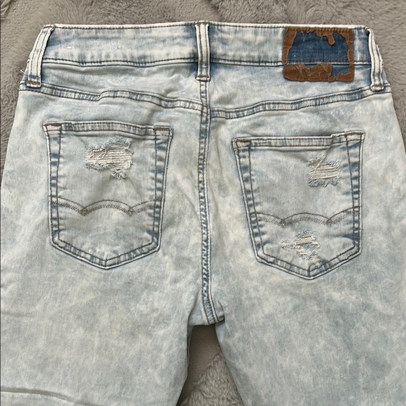 **LAST CHANCE!! American Eagle Outfitters Men’s Slim Cut Distressed Jeans - Picture 8 of 13